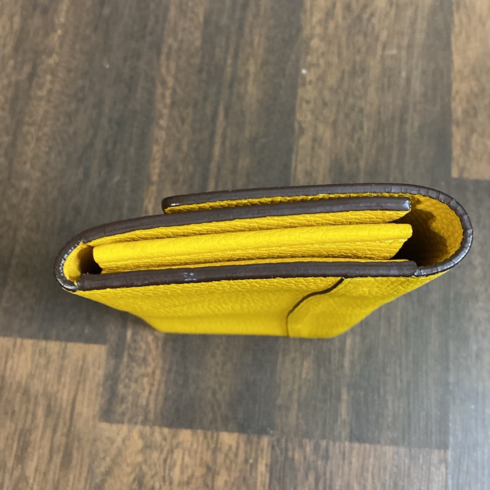 Wallets 4 Lots Bundle - Picture 10 of 16